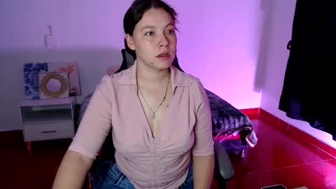 Snapshot of marianna__777 chatting on November 2, 2025, 9:17 pm Mariana online show from November 2, 2025, 9:17 pm