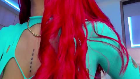 M A R I A N E online show from September 10, 2025, 7:03 pm