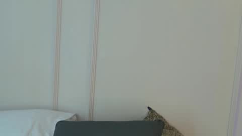 Snapshot of mariapettit chatting on November 6, 2025, 11:33 am Maria Pettit online show from November 6, 2025, 11:33 am