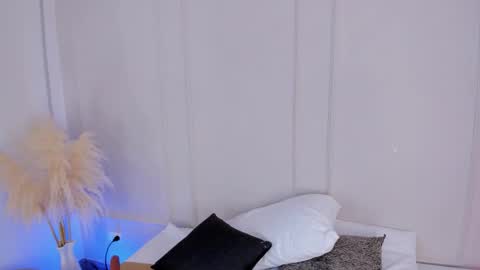 Snapshot of mariapettit chatting on November 21, 2025, 11:53 am Maria Pettit online show from November 21, 2025, 11:53 am