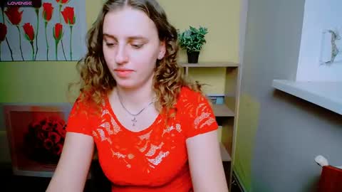 Snapshot of mariatess_ chatting on December 28, 2024, 12:56 pm Mariia online show from December 28, 2024, 12:56 pm