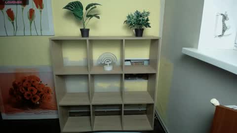 Snapshot of mariatess_ chatting on January 9, 2025, 4:17 pm Mariia online show from January 9, 2025, 4:17 pm