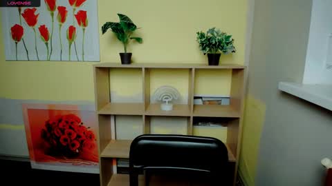 Snapshot of mariatess_ chatting on February 1, 2025, 4:33 pm Mariia online show from February 1, 2025, 4:33 pm