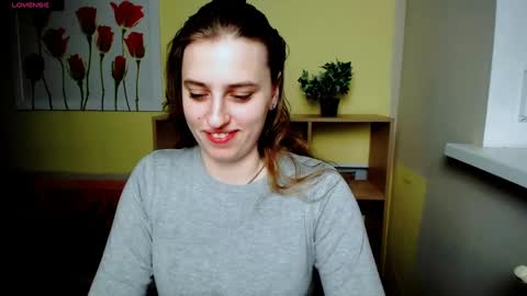 Snapshot of mariatess_ chatting on February 20, 2025, 12:57 pm Mariia online show from February 20, 2025, 12:57 pm