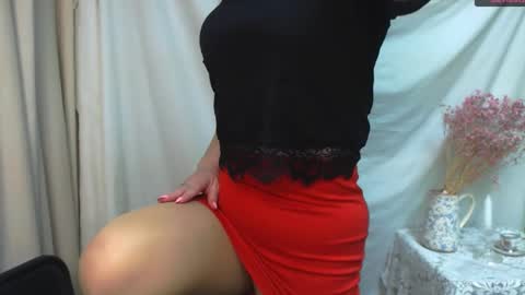 Snapshot of mariatess_ chatting on February 26, 2025, 1:52 pm Mariia online show from February 26, 2025, 1:52 pm