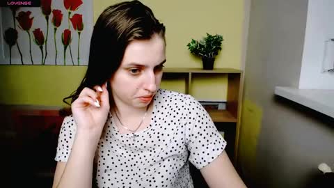 Snapshot of mariatess_ chatting on March 6, 2025, 3:13 pm Mariia online show from March 6, 2025, 3:13 pm