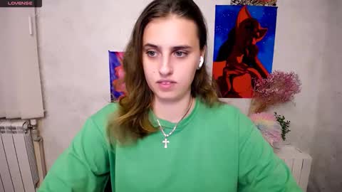 Snapshot of mariatess_ chatting on September 20, 2025, 1:01 pm Mariia online show from September 20, 2025, 1:01 pm