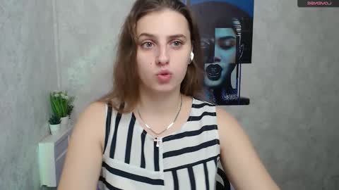 Snapshot of mariatess_ chatting on November 2, 2025, 11:56 am Mariia online show from November 2, 2025, 11:56 am