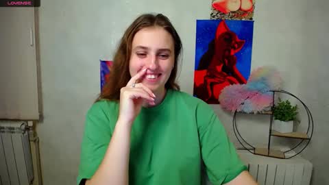 Snapshot of mariatess_ chatting on November 23, 2025, 1:55 pm Mariia online show from November 23, 2025, 1:55 pm