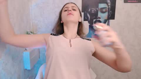 Snapshot of mariatess_ chatting on November 26, 2025, 12:06 pm Mariia online show from November 26, 2025, 12:06 pm