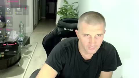 Snapshot of maribor5879 chatting on October 29, 2025, 11:17 pm maribor5879 online show from October 29, 2025, 11:17 pm