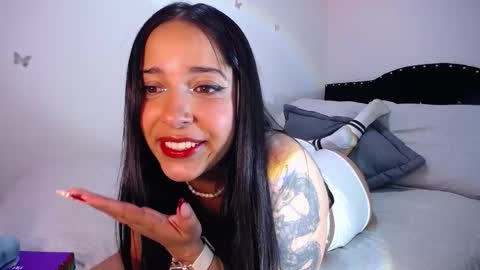 Snapshot of marie_daved chatting on December 29, 2024, 6:03 am Nicolle online show from December 29, 2024, 6:03 am