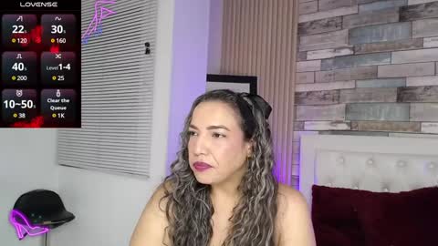 marie_hss online show from December 18, 2024, 2:53 am