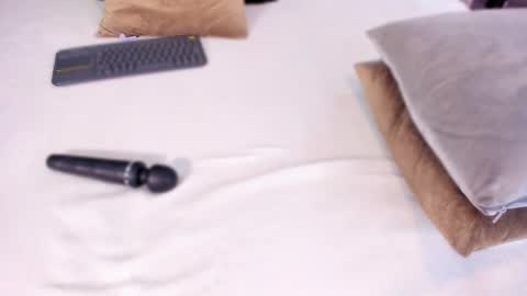 Snapshot of marie_miller_ chatting on February 27, 2025, 5:58 pm M A R I E online show from February 27, 2025, 5:58 pm