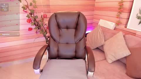 Snapshot of marien_thomson_ chatting on March 7, 2025, 9:59 pm Marien online show from March 7, 2025, 9:59 pm