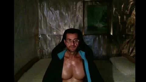 Snapshot of mariettee chatting on February 27, 2025, 1:17 pm Djpegasus online show from February 27, 2025, 1:17 pm