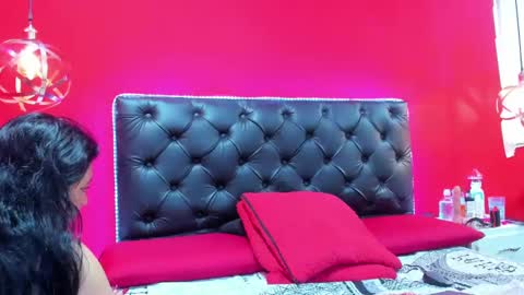 Snapshot of mariham_murath_ chatting on September 17, 2025, 8:16 am MARIHAM AND MURATH online show from September 17, 2025, 8:16 am