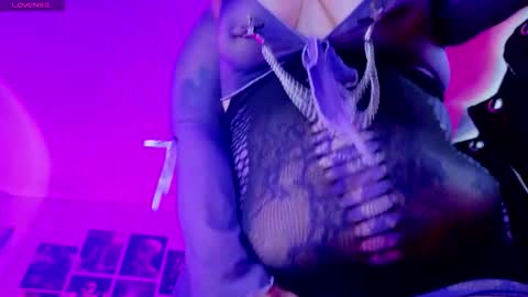 Snapshot of mariiana_velezz chatting on October 17, 2025, 9:39 pm mariiana_velezz online show from October 17, 2025, 9:39 pm