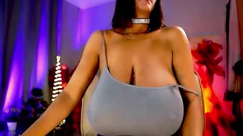 Snapshot of mariicha chatting on November 15, 2025, 7:05 am Nikita - Scroll down and read my bio please. New Pictures in Bio online show from November 15, 2025, 7:05 am