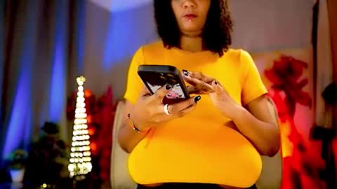 Snapshot of mariicha chatting on November 24, 2025, 6:57 am Nikita - Scroll down and read my bio please. New Pictures in Bio online show from November 24, 2025, 6:57 am