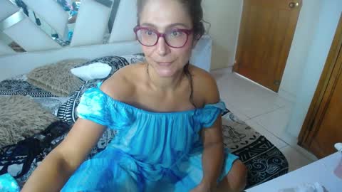 Snapshot of marilynetthan chatting on December 13, 2024, 7:53 pm marilynetthan online show from December 13, 2024, 7:53 pm