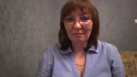 marinamrs online show from September 20, 2025, 5:03 pm