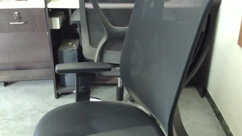 The SHY UncutBoy online show from December 25, 2024, 4:12 am