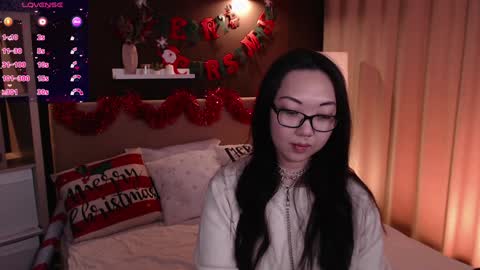 Snapshot of marine_vact chatting on December 14, 2024, 5:25 pm Marine  online show from December 14, 2024, 5:25 pm