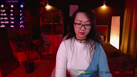 Snapshot of marine_vact chatting on March 12, 2025, 5:28 pm Marine  online show from March 12, 2025, 5:28 pm