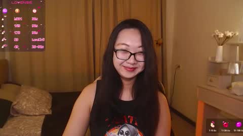 Snapshot of marine_vact chatting on November 24, 2025, 2:06 pm Marine online show from November 24, 2025, 2:06 pm