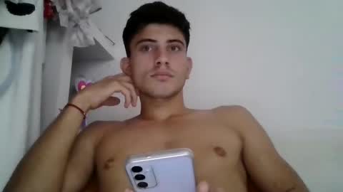 mariobrosss517470 online show from December 15, 2024, 10:04 pm