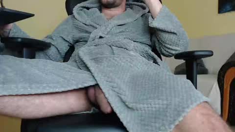 marioslim online show from February 4, 2025, 11:16 am