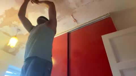 mariov43 online show from September 18, 2025, 11:23 am