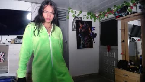 Maritza Ferrer -Samara Beltran online show from October 25, 2025, 7:27 am