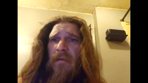 Snapshot of marius02385 chatting on January 28, 2025, 11:17 am marius02385 online show from January 28, 2025, 11:17 am