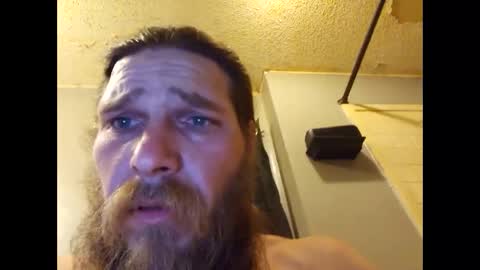 Snapshot of marius02385 chatting on February 27, 2025, 10:48 am marius02385 online show from February 27, 2025, 10:48 am