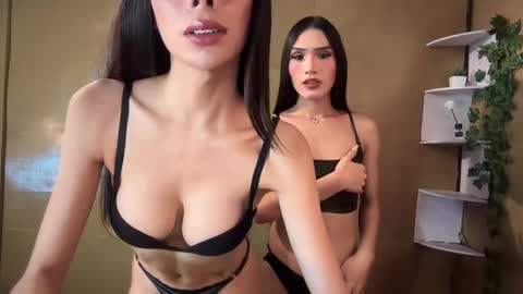 Snapshot of marjorieandersonxxx chatting on November 27, 2025, 8:38 am IM YOUR BABE GIRL LYCA online show from November 27, 2025, 8:38 am