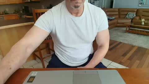 Snapshot of mark48130 chatting on February 24, 2025, 4:04 pm Mark online show from February 24, 2025, 4:04 pm