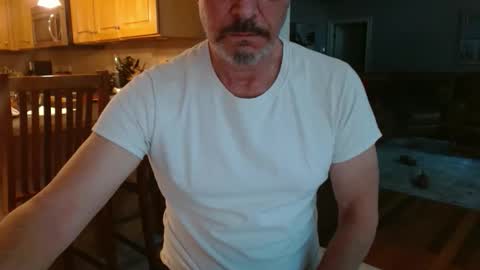 Snapshot of mark48130 chatting on October 27, 2025, 1:26 pm Mark online show from October 27, 2025, 1:26 pm