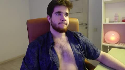 MARK MAXIM online show from November 25, 2025, 1:33 pm