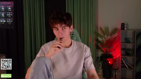 Mark online show from October 27, 2025, 12:20 pm