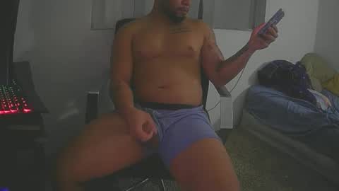 Snapshot of marking1225 chatting on November 26, 2025, 2:01 am BBCking online show from November 26, 2025, 2:01 am