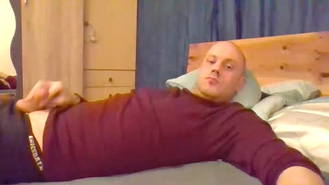 markus_7 online show from November 1, 2025, 4:09 pm