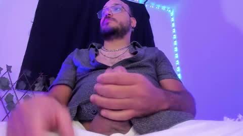 Snapshot of markwolfe1 chatting on October 30, 2025, 12:34 am Mark  online show from October 30, 2025, 12:34 am