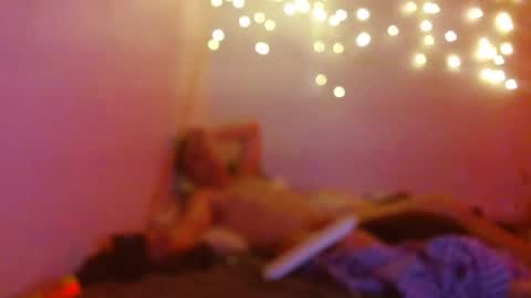 markymark101825061 online show from January 1, 2025, 9:17 am