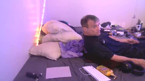 markymark101825061 online show from January 9, 2025, 4:28 pm