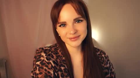 Snapshot of marlenegadley chatting on October 19, 2025, 7:36 pm Kira online show from October 19, 2025, 7:36 pm