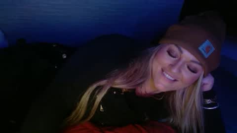 Snapshot of marleyford898 chatting on December 31, 2024, 8:59 am marleyford898 online show from December 31, 2024, 8:59 am