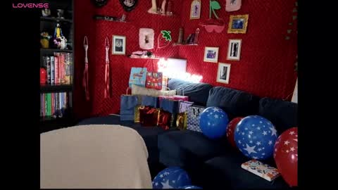 MarleyAquafina online show from September 23, 2025, 2:47 am