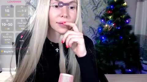 Snapshot of marmalade_fox chatting on January 21, 2025, 6:34 pm Marmalade Fox online show from January 21, 2025, 6:34 pm